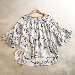 Cupio Top/Blouse Flutter Sleeves Floral, Size L